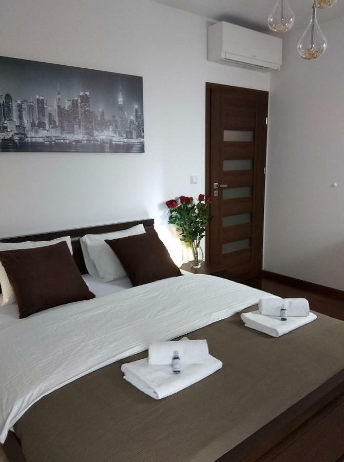 Apartament H&P Silver Warschau Buitenkant foto